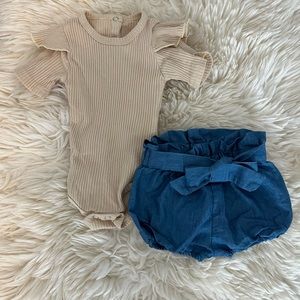 Trendy front tie bubble bottom short and adorable tan onesie